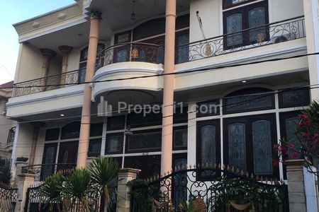 Rumah Dijual di Darmo Hill, Dukuh Pakis, Surabaya 