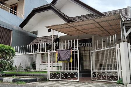 Dijual Rumah Second Terawat Nyaman di Cibabat Kota Cimahi