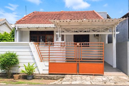 Dijual Rumah Strategis Nusa Loka BSD Siap Huni Dekat Stasiun Rawa Buntu – SHM Harga Nego