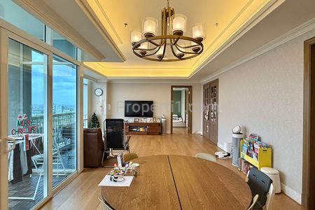 Dijual Cepat: 2BR Botanica Apartment – Furnished & Unit Terawat Baik