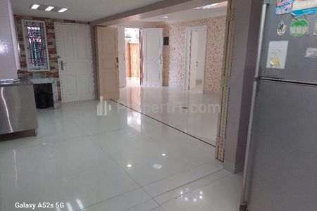 Dijual Rumah Bagus di Tanjung Duren Utara, Jakarta Barat