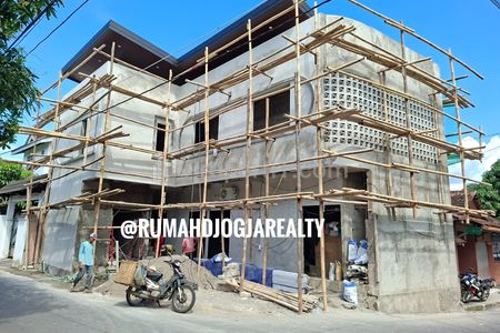 Jual Kost Eksklusif Baru Full Furnish Proses Bangun di Jl. Kaliurang km 7 Yogyakarta Dekat UGM, UNY, PAKUWON