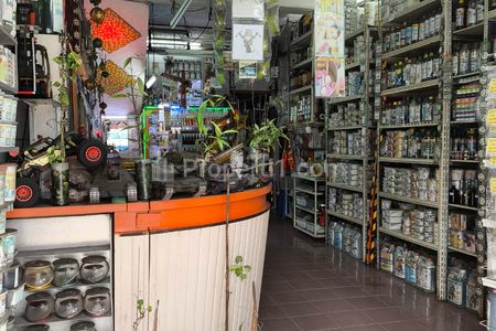 Dijual Ruko 3 Lantai di Jl. Suryopranoto, Jakarta Pusat - Area Komersial Utama