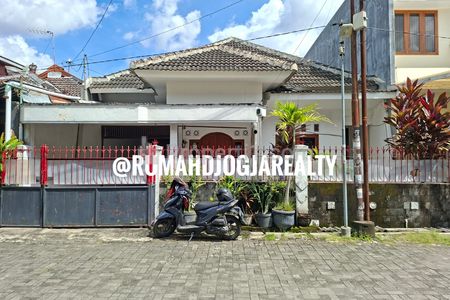 Jual Tanah Strategis Bonus Bangunan di Jl. AM Sangaji Yogyakarta Dekat Tugu Jogja, UGM, UNY