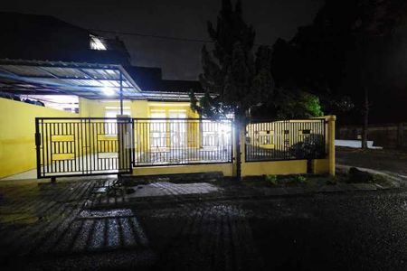 Dikontrakkan Rumah Hook di Bella Casa Residence Depok