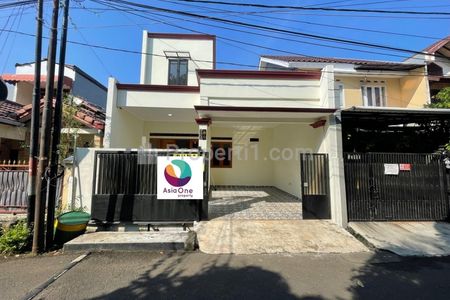 Dijual Rumah Siap Huni Dalam Komplek di Pondok Bambu Jakarta Timur