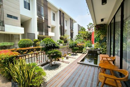 Dijual Rumah Mewah Double Decker di Ancol Barat Jakarta Utara