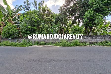 Jual Tanah Super Strategis Pinggir Jalan Raya Seturan Yogyakarta Dekat Pakuwon, UPN, STIE YKPN, AMIKOM