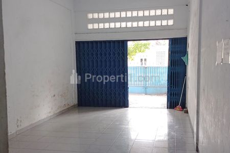 Disewakan Ruko 4 Tingkat Jalan HM Said Dekat Simpang Jalan Sena, Medan, Sumatera Utara