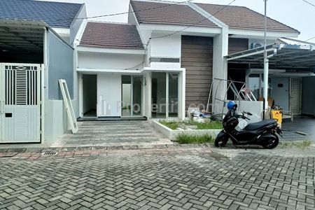 Jual Rumah di Perumahan Pakal Madya Indah Regency Surabaya Barat Dekat Perumahan North West Citraland Siap Huni Cash KPR