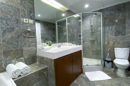 Disewakan Kemang Apartment by Pudjiadi Prestige di Jakarta Selatan – 3+1 Kamar Dekat Fasilitas Perbelanjaan dan Hiburan – Direct Owner