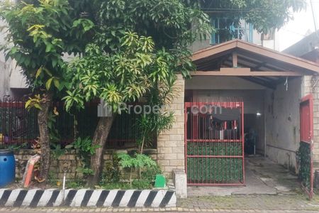 Dijual Rumah Kost Aktif 2 Lantai 14 Kamar di Bratang Binangun Kec Gubeng Surabaya Lokasi Strategis Dekat Banyak Kampus