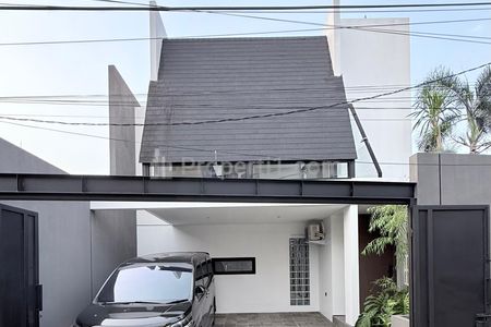 Dijual Brand New LT 91 LB 110 - Rumah Modern Cilandak Jakarta Selatan, Hook & Carport 2 Mobil