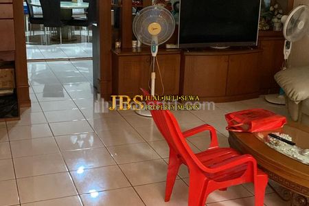 Jual Rumah 2,5 Tingkat Kondisi Siap Huni di Komplek Cemara Asri Jalan Nangka - Medan