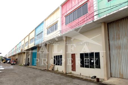 Jual Gudang Siap Pakai Hadap Timur Bebas Banjir