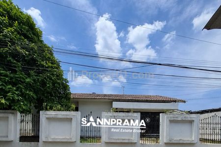 Dijual Rumah dan Tempat Usaha Strategis di Beji Depok