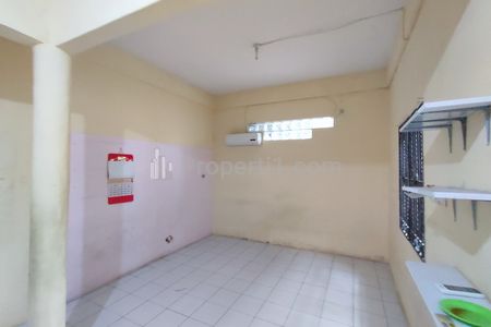 Disewakan Rumah 1 Tingkat di Komplek Cemara Asri Medan