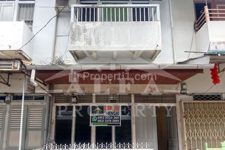 Jual Rumah 2 Lantai Pusat Kota Pusat Bisnis Harga Murah