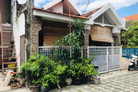 Dijual Rumah Siap Huni di Jojoran Dharmahusada Pusat Kota Surabaya, Dekat RS Soetomo, Raya Kertajaya