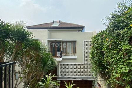 Disewakan Compound House Area Kemang Jakarta Selatan SSP465