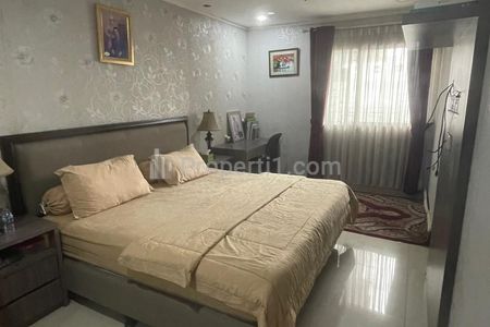 Apartment for Sale at Sahid Sudirman Location in Central Jakarta - 3+1BR Modern Fully Furnished