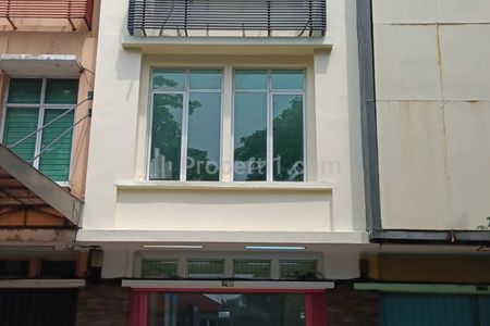 Dijual Ruko 3 Lantai di Tol Boulevard BSD