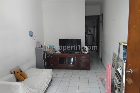 Sewa Rumah Komplek di Villa Japos