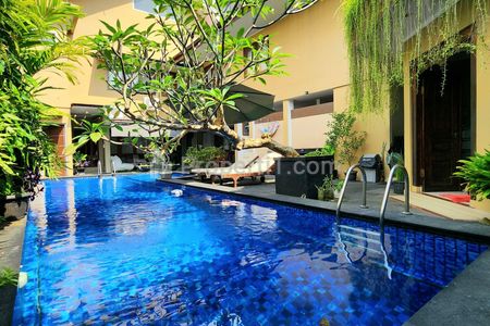Jual Rumah HOT LISTING di Bintaro Jaya, Tangerang Selatan | LT 438 m² • LB 600 m² | Rumah Mewah 2 Lantai Siap Huni