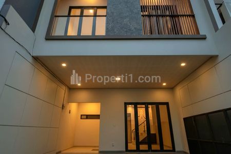 Dijual Rumah Baru Dalam Komplek Tenang di Rawamangun Jakarta Timur