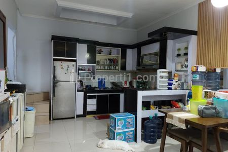 Dijual Rumah Bagus Cantik Semi Furnished Lingkungan Aman Nyaman di Harapan Indah 2 Bekasi Cluster Harmoni