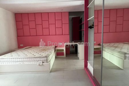 Jual Rumah Townhouse Springhill Golf Residence Kemayoran, Jakarta Pusat, Nego, Murah, Lokasi Premium