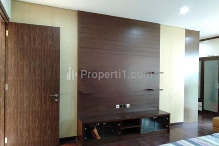 Jual Rumah Townhouse Springhill Kemayoran, Jakarta Pusat, Mewah, Nego Sampai Jadi