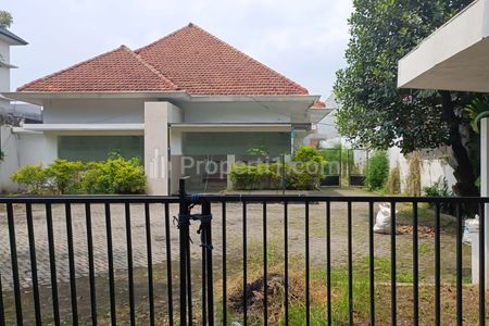 Rumah Usaha Disewakan Nol Jalan Polisi Istimewa Tegalsari Surabaya