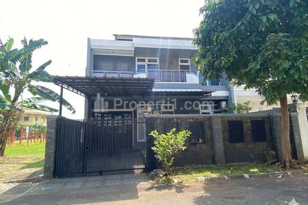 Dijual Rumah Bagus Luas 2 Lantai di Taman Modern Jakarta Timur