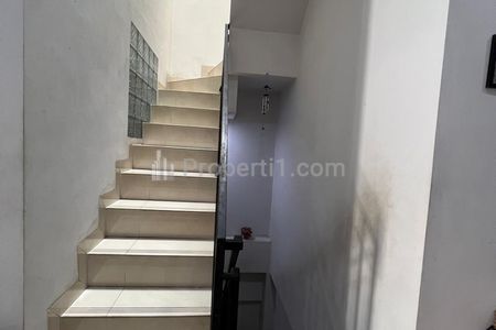 Jual Rumah Bagus Siap Huni di Sunter Metro, Jakarta Utara, Hadap Timur, Harga Murah, Nego