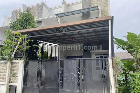 Dijual Rumah Hook Semi Furnished di Arcamanik Kota Bandung Harga di Bawah Pasaran