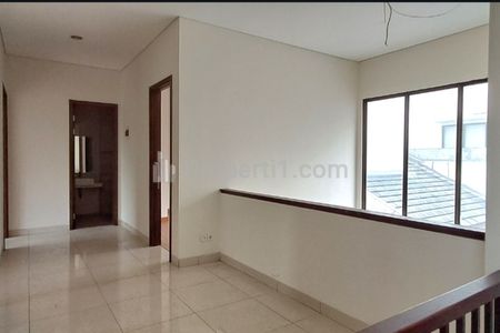 Dijual Rumah The Eminent Cluster Prestigia Bumi Serpong Damai, Tangerang