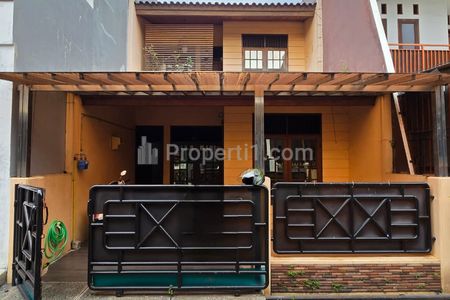 Dijual Rumah Dalam Komplek Taman Malaka di Duren Sawit Jakarta Timur