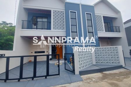 Dijual Rumah 2 Lantai Dekat Tol Desari di Rangkapan Jaya, Depok