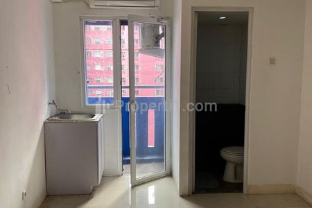 Dijual Apartemen Unit Studio Kosong Tower Chrysant di Green Pramuka City