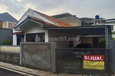 Dijual Rumah Second Bagus Dalam Komplek di Bintaro, Tangsel