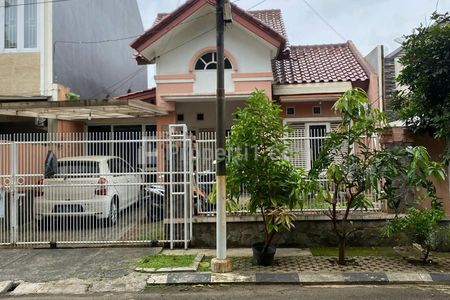 Dijual Rumah Terawat Sektor 1.5 Griya Loka BSD Tangerang Selatan