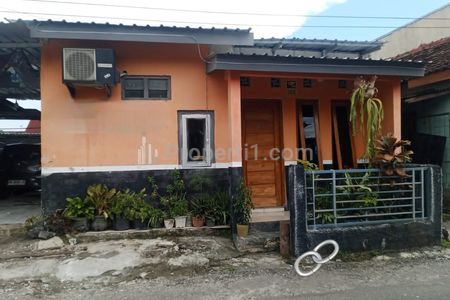 Jual Tanah Bonus Bangunan Rumah di Depan Mall JCM Jl Magelang, Sleman, Yogyakarta