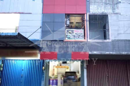 Jual Murah Ruko dengan Parkiran Luas, Cocok Jadi Cafe/Kuliner/Salon/Bimbel di Jalan Karya Baru, Pontianak