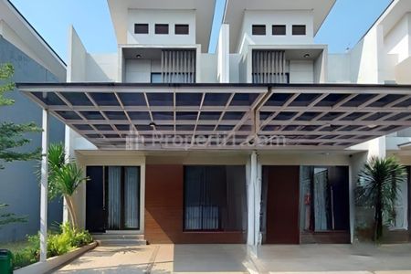 Disewakan Rumah Murah Bagus Cantik 2 Lantai di Cluster Shinano Jakarta Garden City Jakarta Timur Siap Huni Minimalis Modern