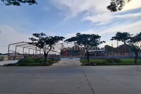 Sewa Gudang Baru Luas 12000m2 Bangunan 8000m2 di Kawasan Industri Delta Silikon, Lippo Cikarang, Bekasi, Jawa Barat