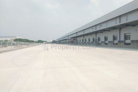 Sewa Gudang Baru Luas Bangunan 17000m2, Parkir Luas di Kawasan Industri GIIC Deltamas, Cikarang, Bekasi, Jawa Barat