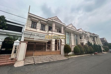 Dijual Rumah Furnish Komplek Taman Malibu Indah (Dekat Club House) Medan