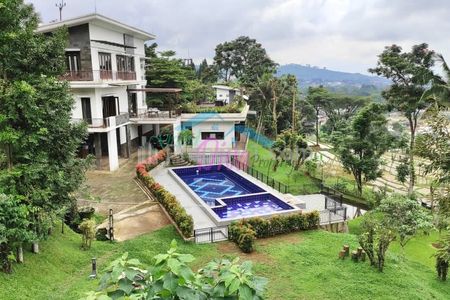 Dijual Villa Bagus di Cisarua Bogor