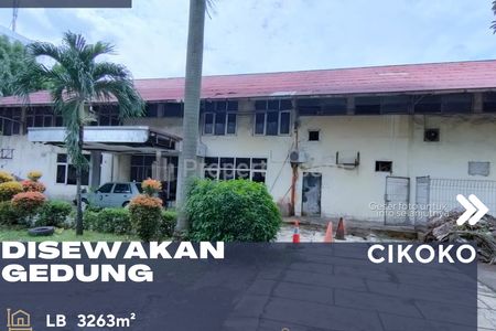 Disewakan Gedung Bekas Pabrik Area Strategis Muat Truk Kontainer di Cikoko Jakarta Selatan